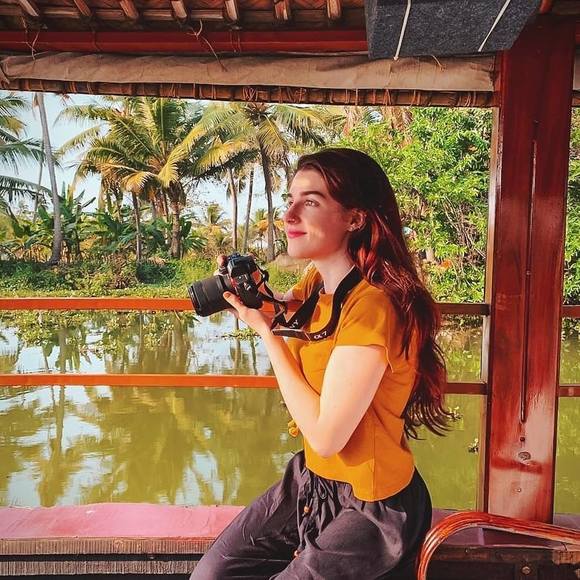 Meet your Posher, Hailey - Picture 2 of 2